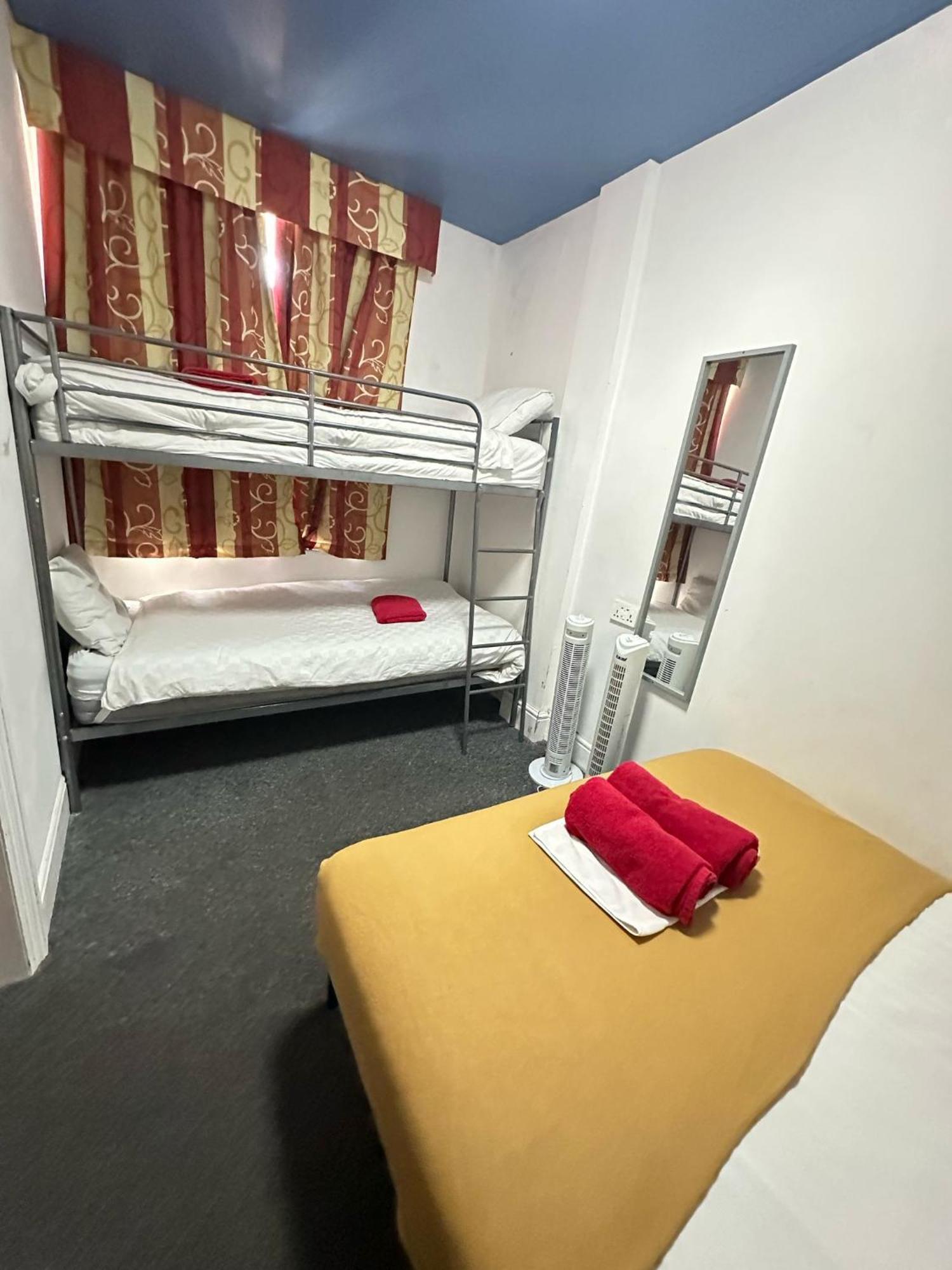 Backpackers Blackpool Hotel & Suites Dış mekan fotoğraf
